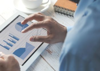 Navigating the Gig Economy: Opportunities, Challenges, and Future Trends